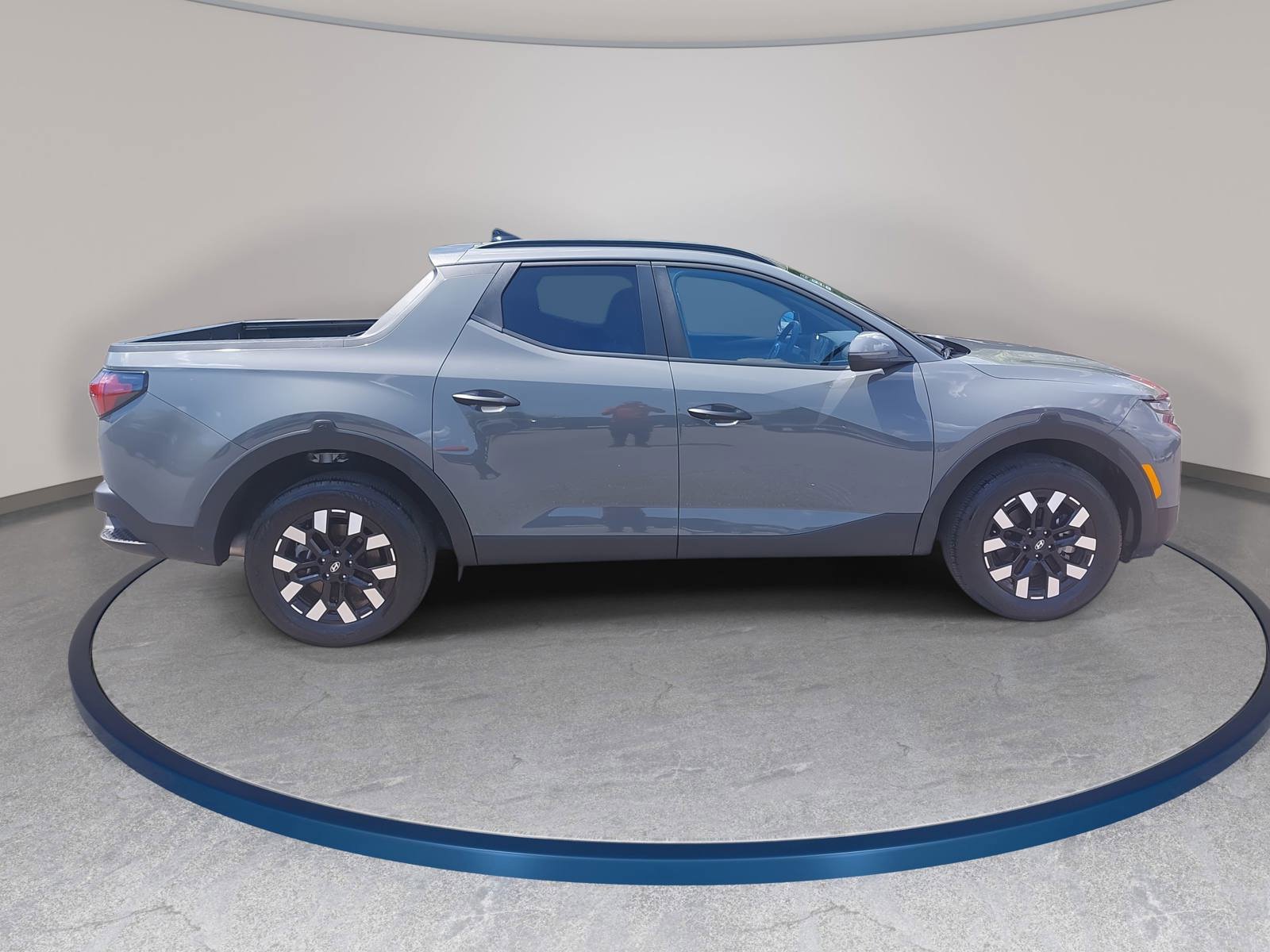 Used 2026 Hyundai Santa Cruz SEL AWD/4WD image 4