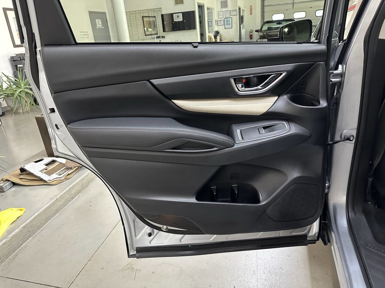 Used 2019 Subaru Ascent Limited w/ Popular Package #2 AWD/4WD image 13