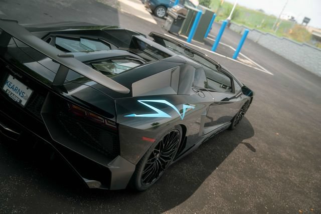 Used 2017 Lamborghini Aventador LP 750-4 Superveloce AWD/4WD image 38