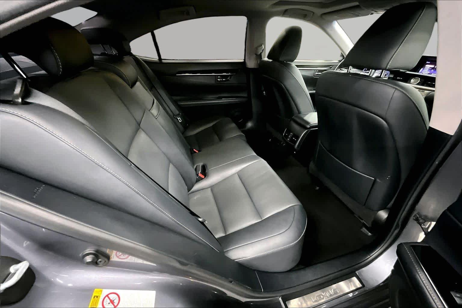 Used 2017 Lexus ES 350 w/ Accessory Package 2 FWD image 20