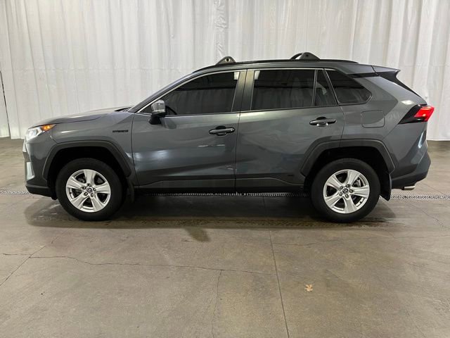 Certified 2021 Toyota RAV4 XLE w/ Carpet Mat Package (TMS) AWD/4WD image 7