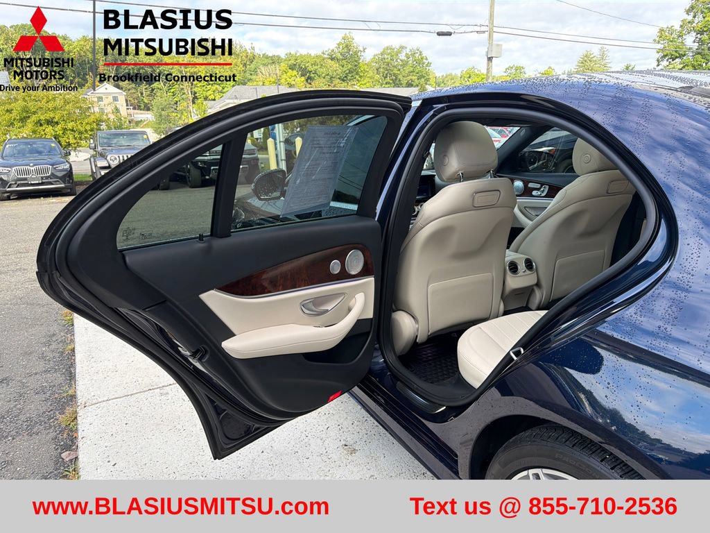 Used 2018 Mercedes-Benz E 300 4MATIC image 40