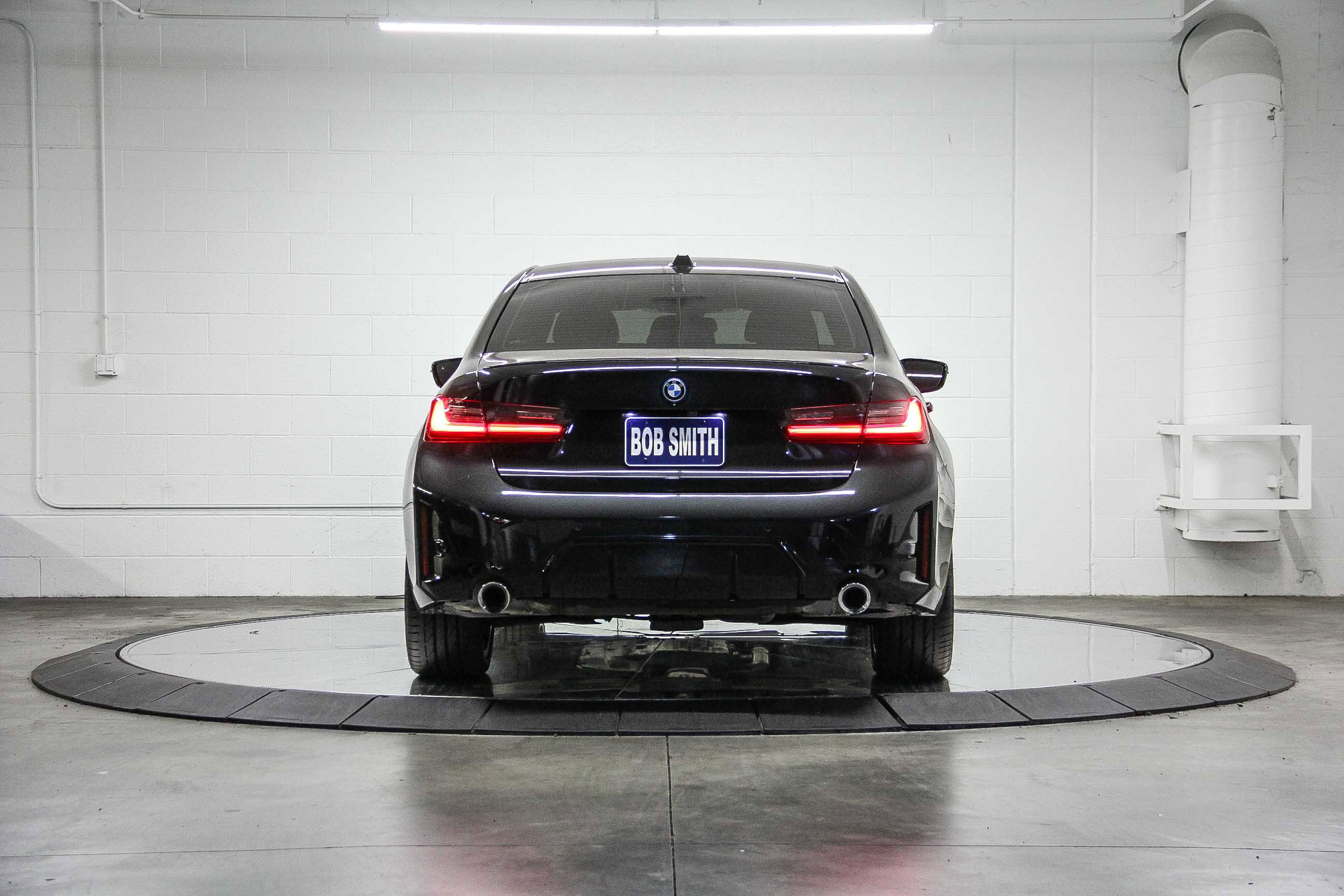 Certified 2023 BMW 330e w/ M Sport Package image 5