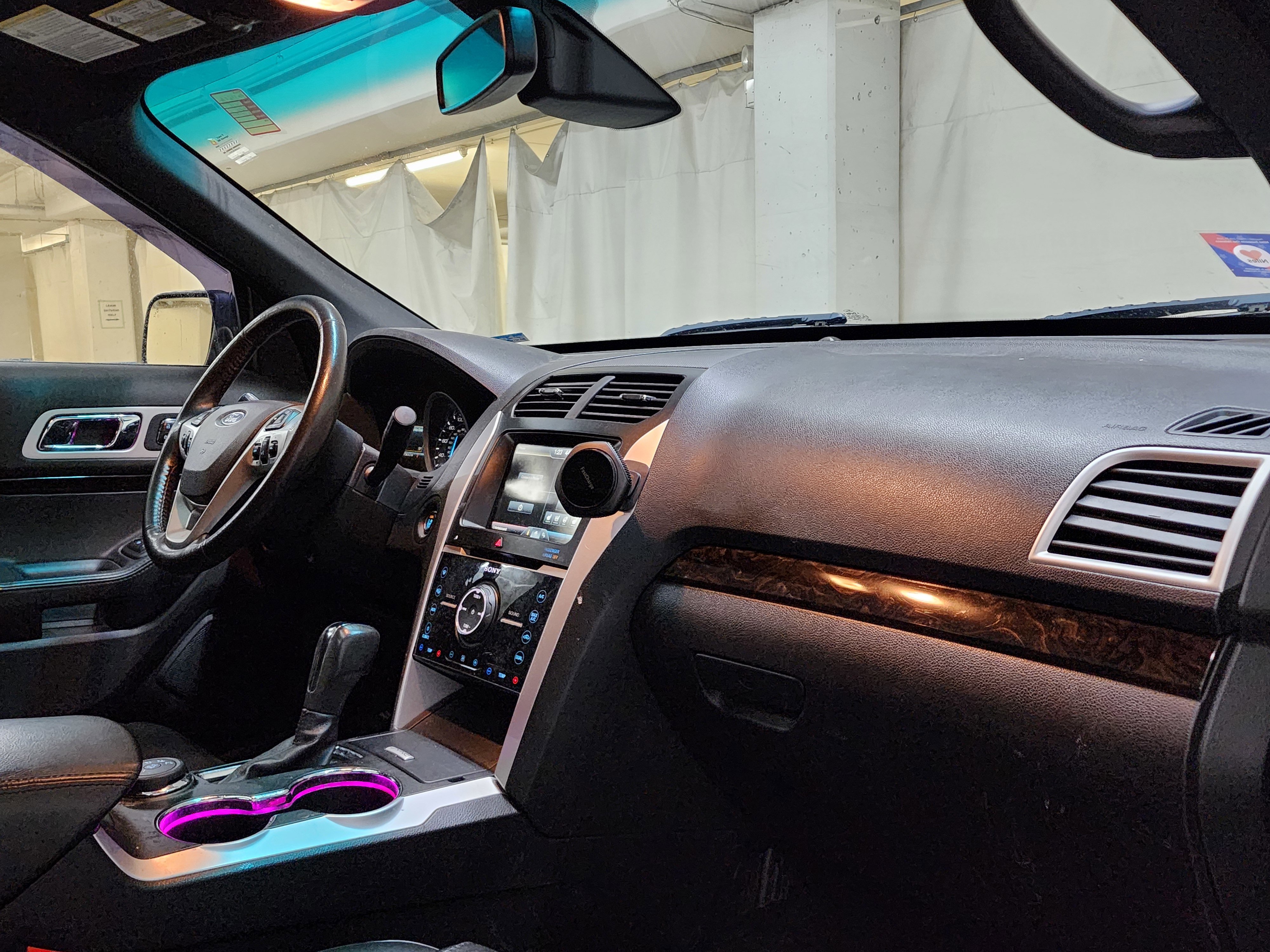 Used 2015 Ford Explorer Limited w/ Equipment Group 302A image 23