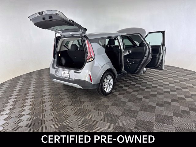 Certified 2025 Kia Soul LX FWD image 19