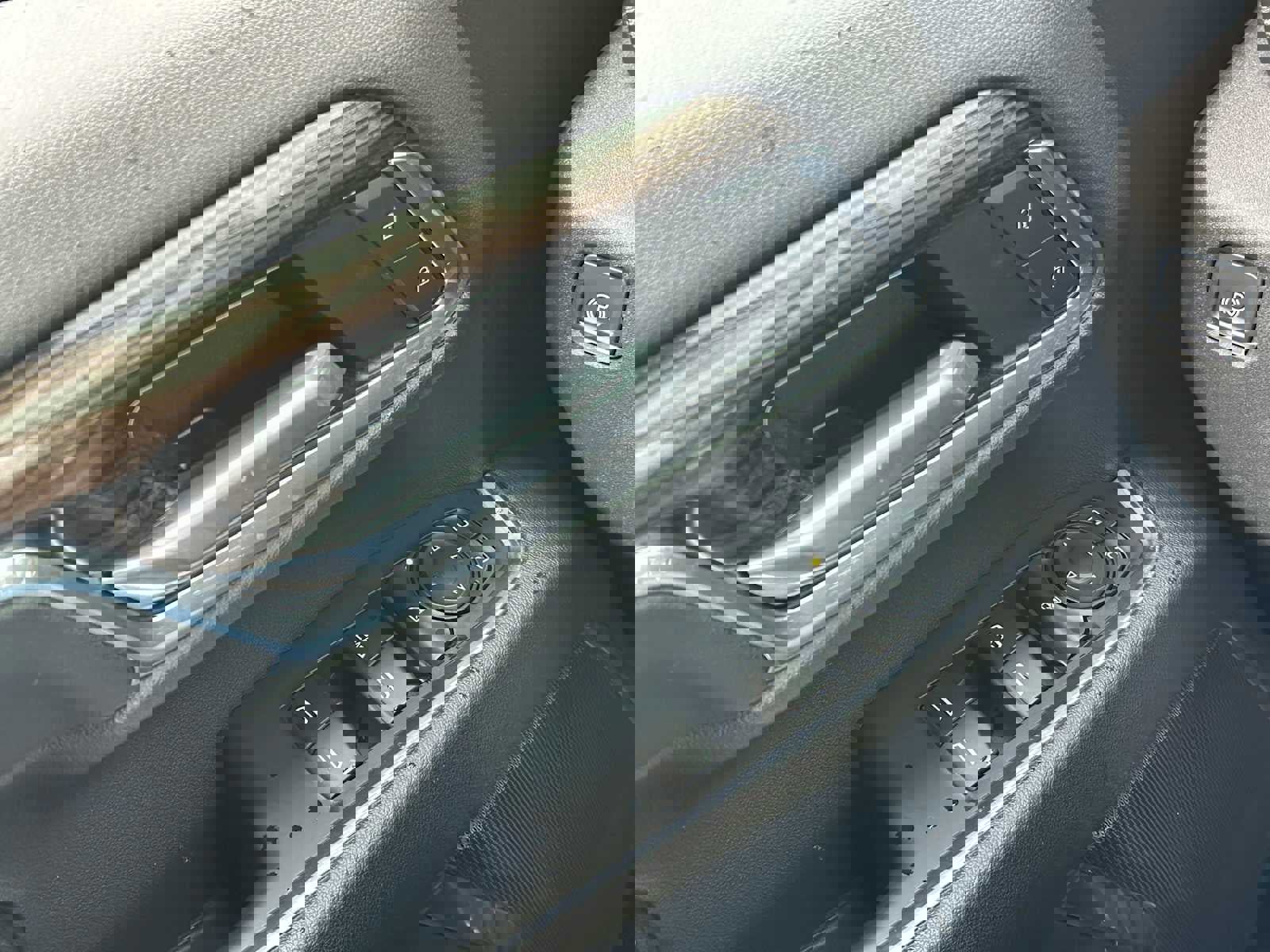 Used 2024 Chevrolet Silverado 2500 LT image 31