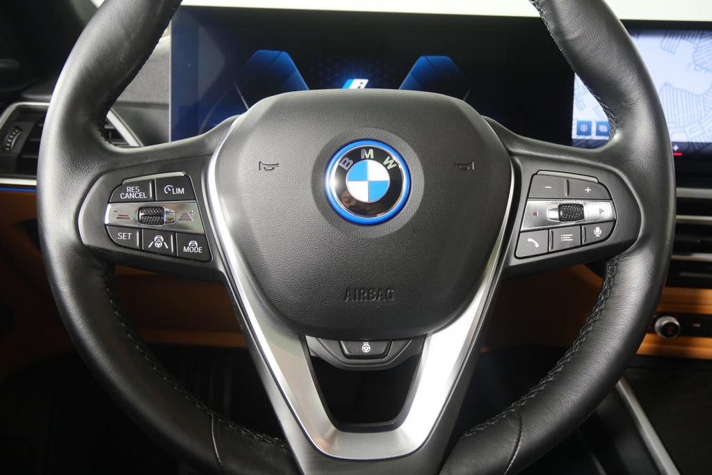 Used 2023 BMW i4 eDrive35 RWD image 20