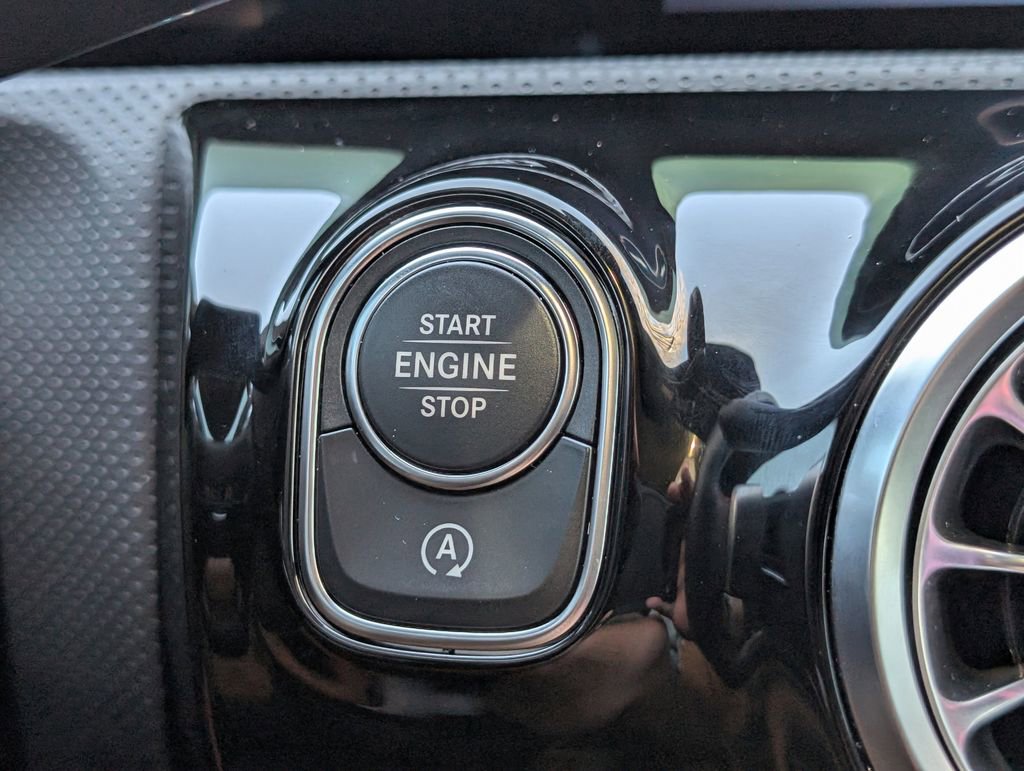 Used 2024 Mercedes-Benz CLA 250 4MATIC image 18