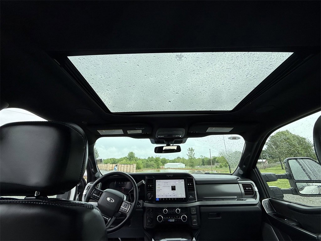 Used 2025 Ford F350 Platinum w/ FX4 Off-Road Package image 23