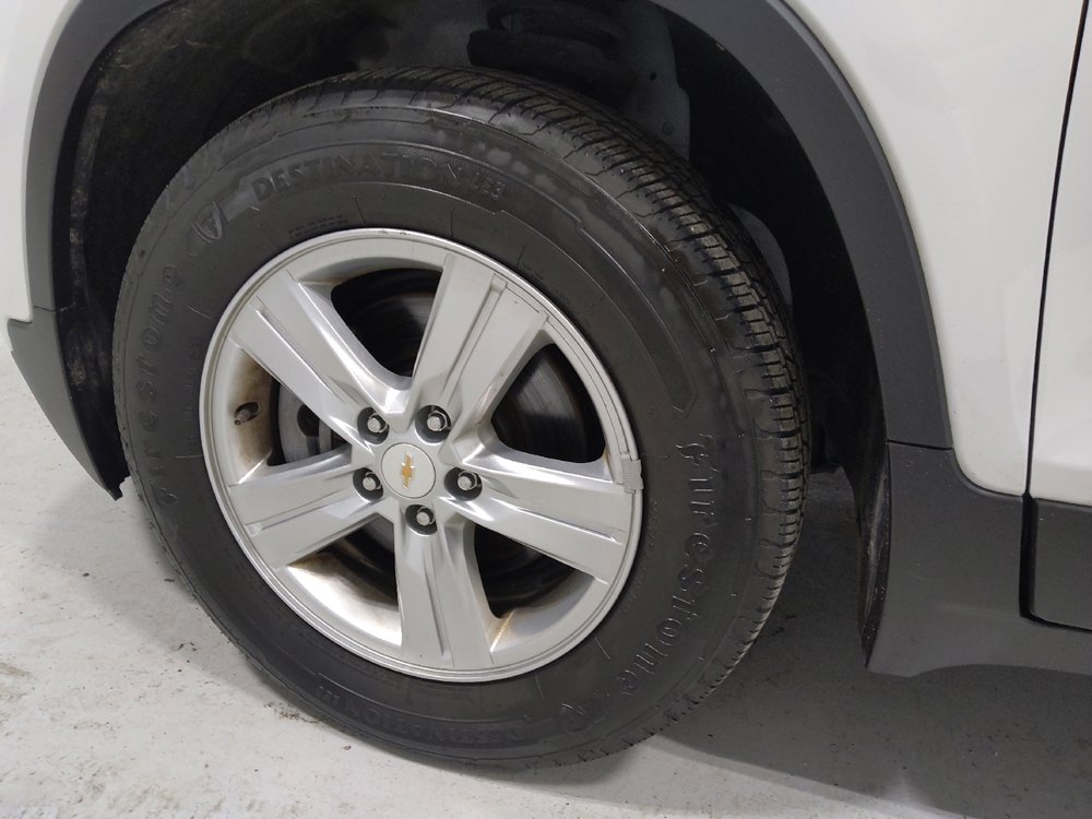 Used 2021 Chevrolet Trax LS image 31