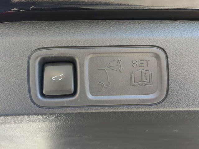 Used 2024 Ford Expedition Max XLT image 15