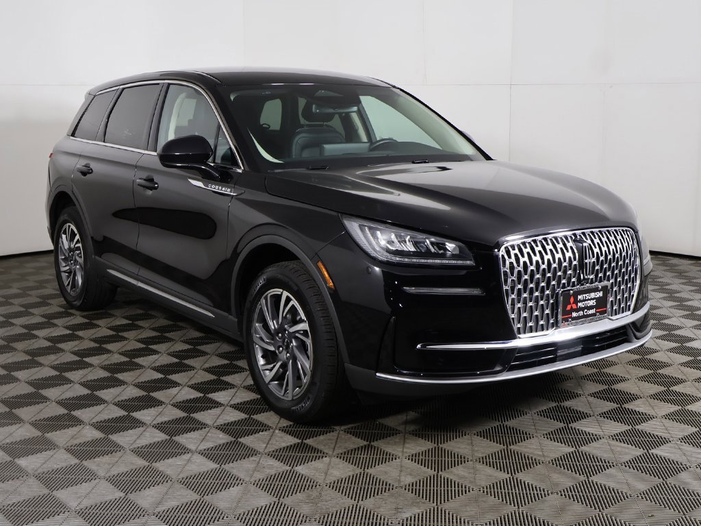 Used 2023 Lincoln Corsair AWD image 54