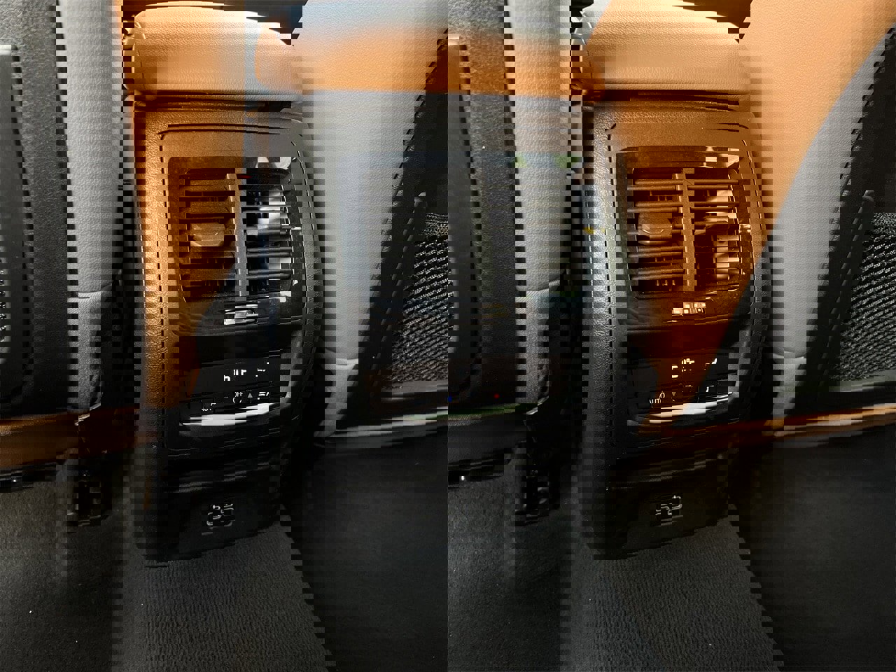 Used 2023 BMW X3 sDrive30i image 25