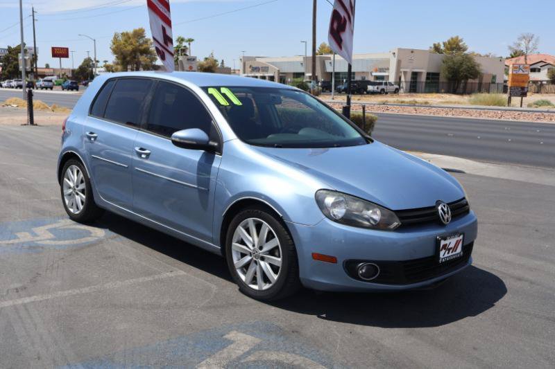 Used 2011 Volkswagen Golf TDI FWD image 2