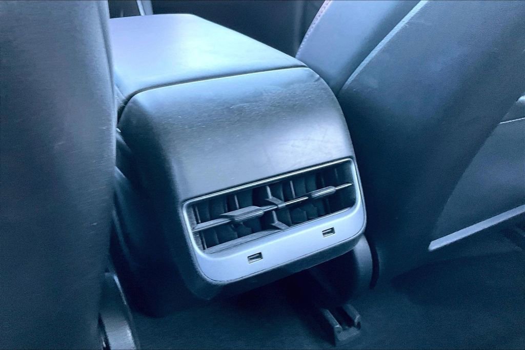 Used 2018 Tesla Model 3 Long Range image 30