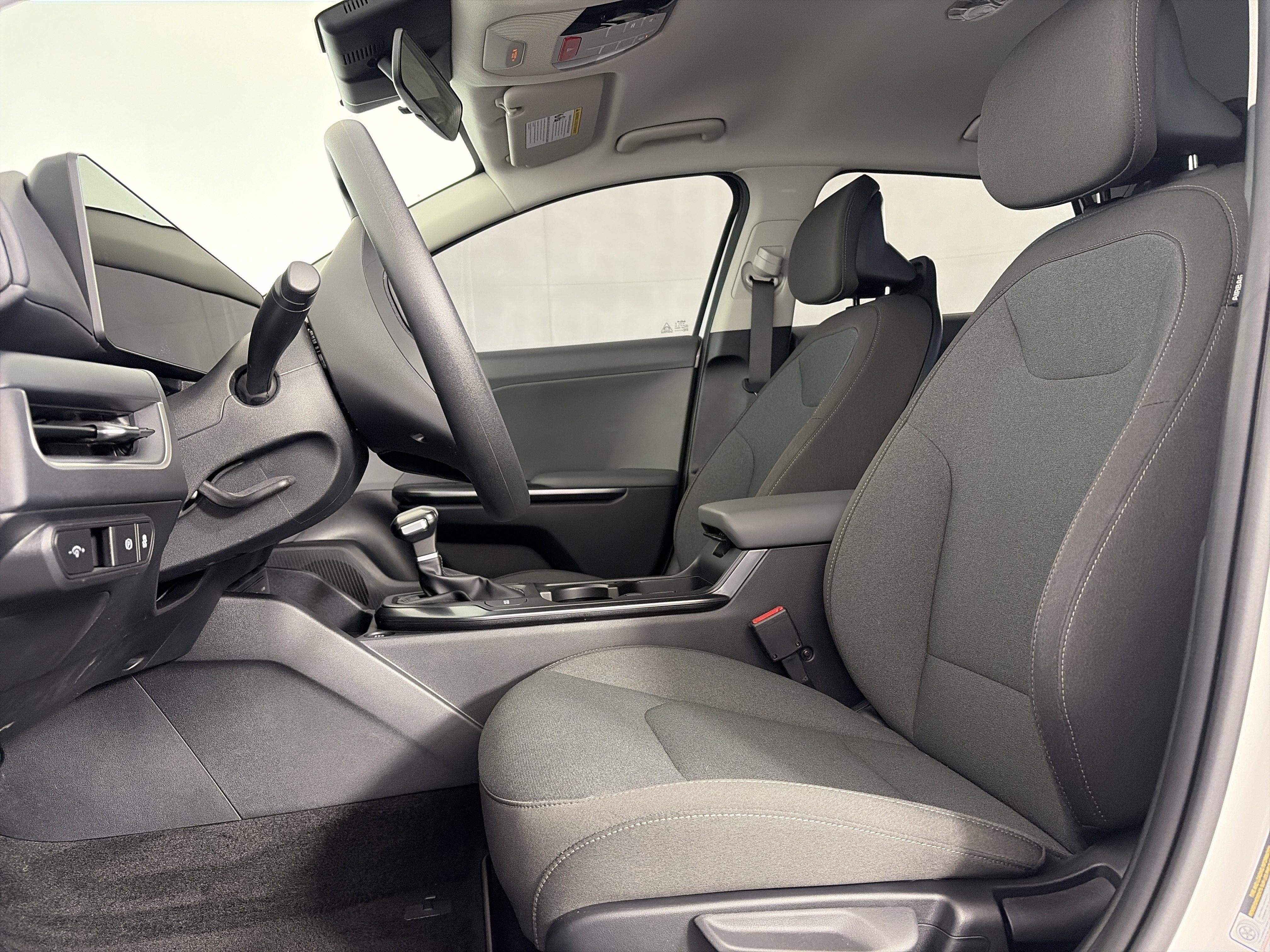 Used 2025 Kia K4 FWD image 6