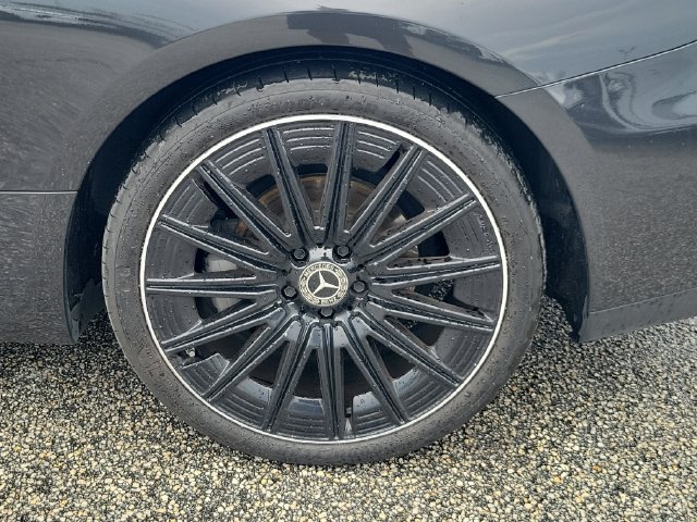 Used 2024 Mercedes-Benz CLE 300 4MATIC Coupe image 9