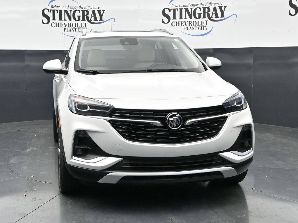 Used 2021 Buick Encore GX Essence w/ Experience Buick Package FWD image 2