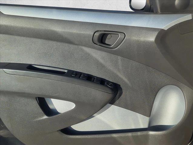 Used 2014 Chevrolet Spark LT FWD image 8