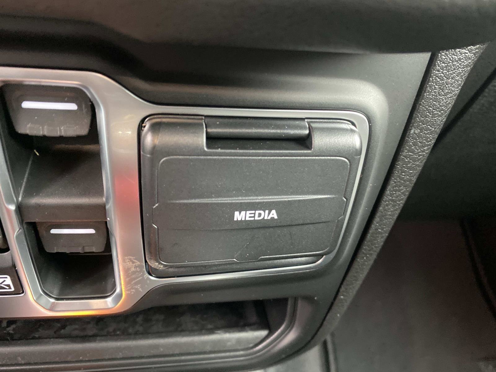 New 2026 Jeep Gladiator Sport image 26