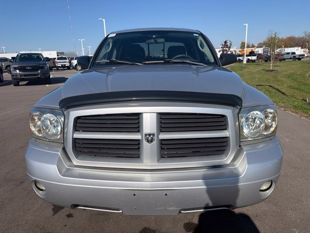 Used 2007 Dodge Dakota SLT w/ Sport Appearance Group AWD/4WD image 3