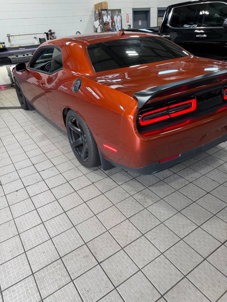 Used 2022 Dodge Challenger SRT Hellcat w/ Plus Package RWD image 6
