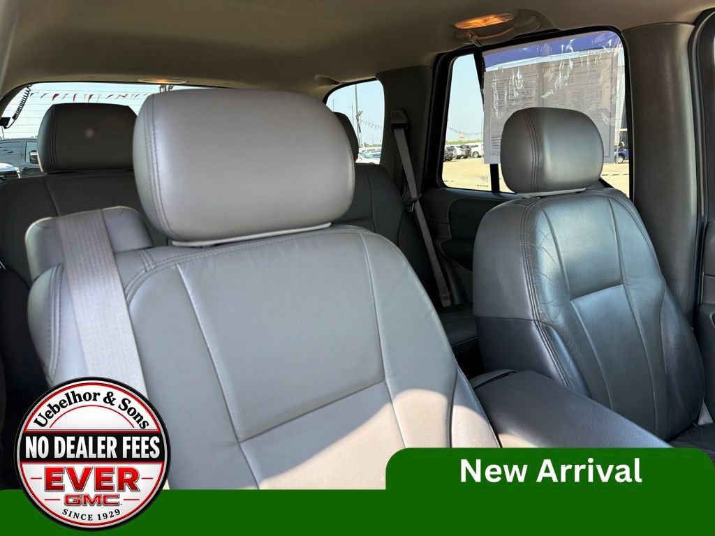 Used 2004 Chevrolet TrailBlazer LT w/ LT Preferred Equipment Group AWD/4WD image 4