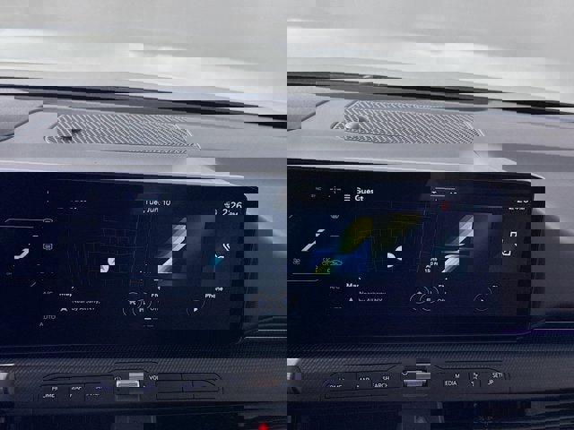 New 2025 Kia K4 GT-Line Turbo image 18