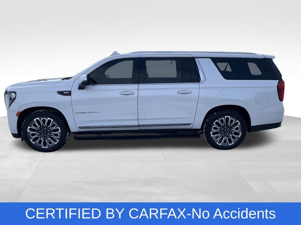 Used 2023 GMC Yukon XL Denali Ultimate image 2
