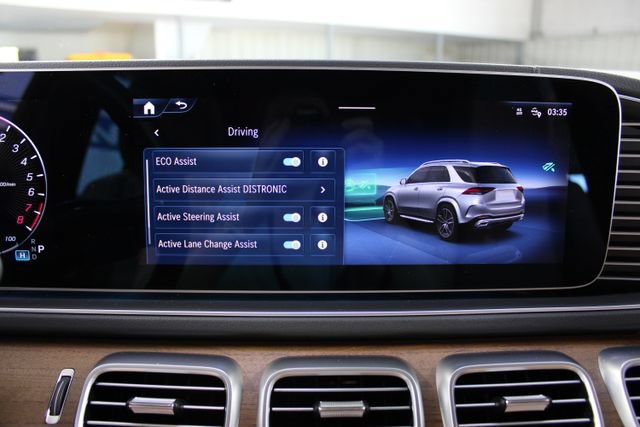 Used 2025 Mercedes-Benz GLE 450e 4MATIC image 26