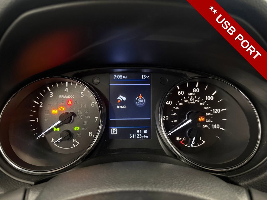 Used 2020 Nissan Rogue S image 16