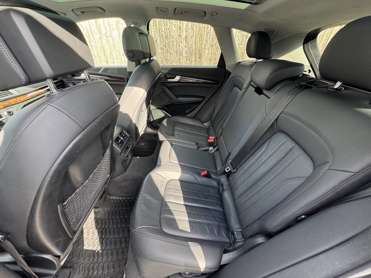 Used 2020 Audi Q5 2.0T Premium w/ Convenience Package image 14