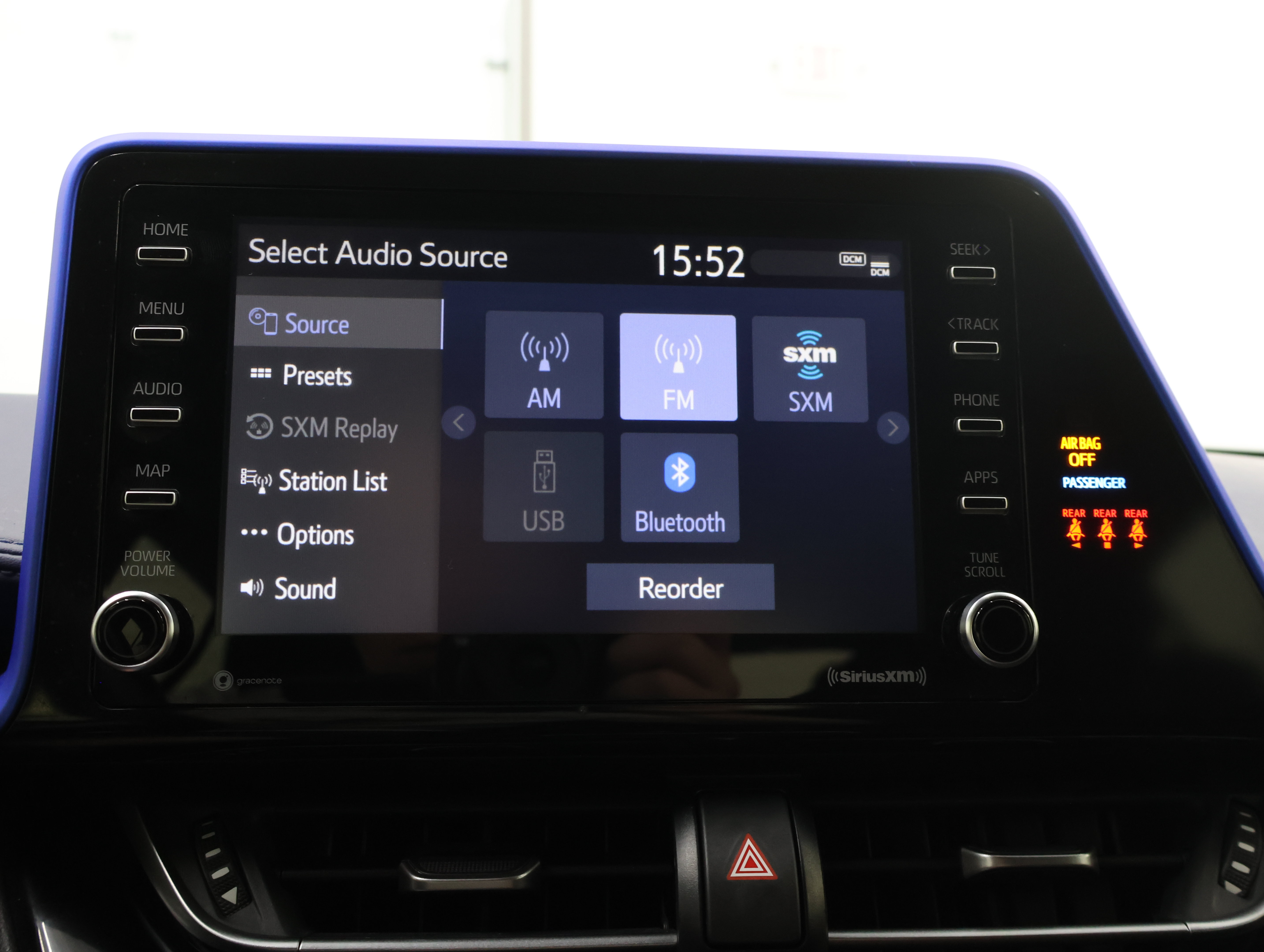 Used 2020 Toyota C-HR XLE FWD image 44