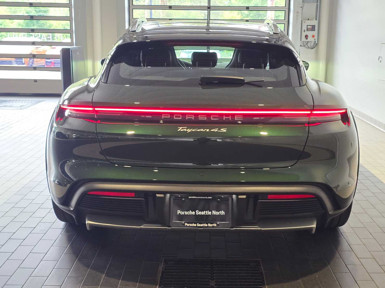 New 2026 Porsche Taycan 4S AWD/4WD image 6
