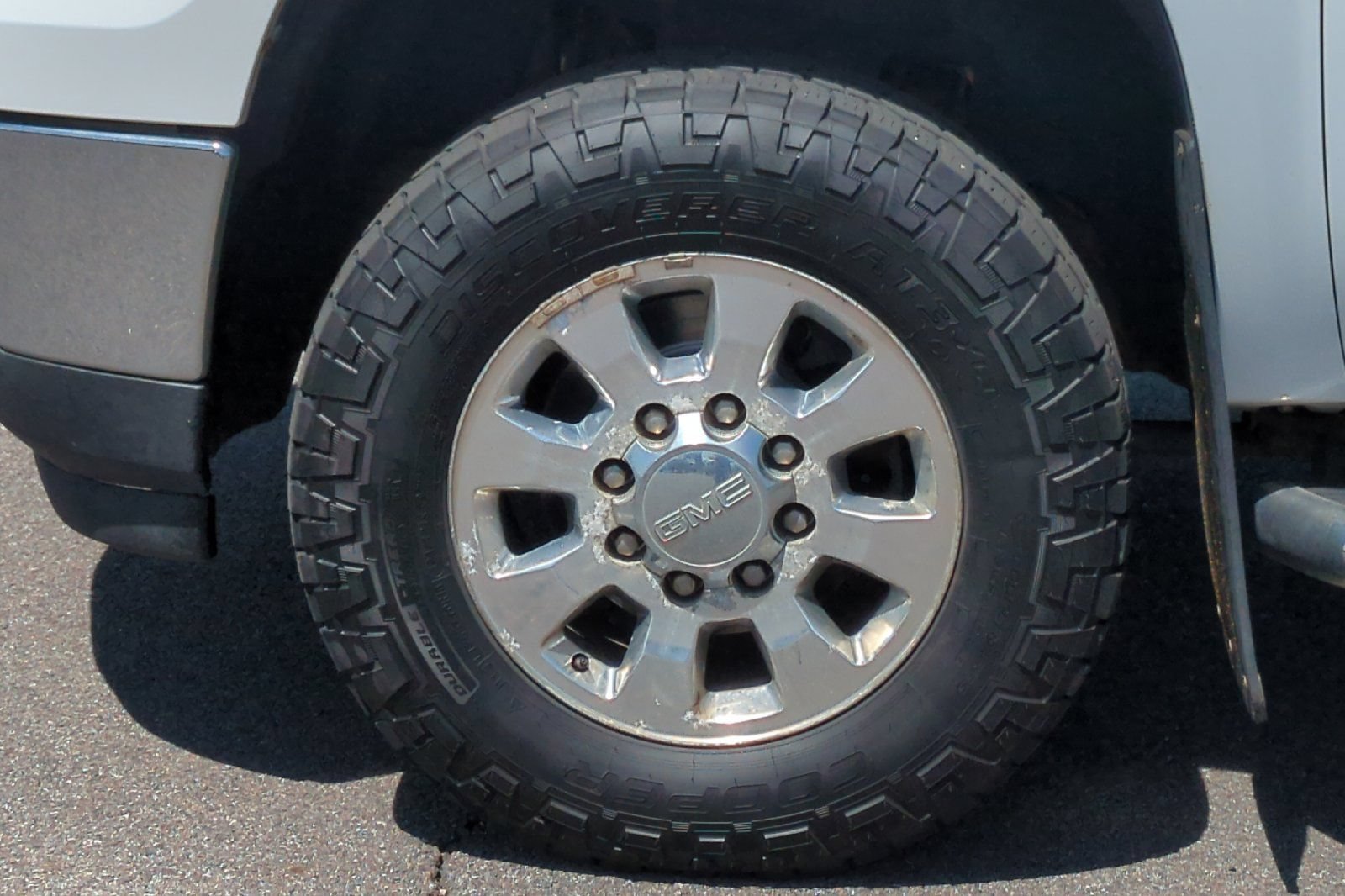 Used 2011 GMC Sierra 2500 SLT w/ SLT Convenience Package AWD/4WD image 40