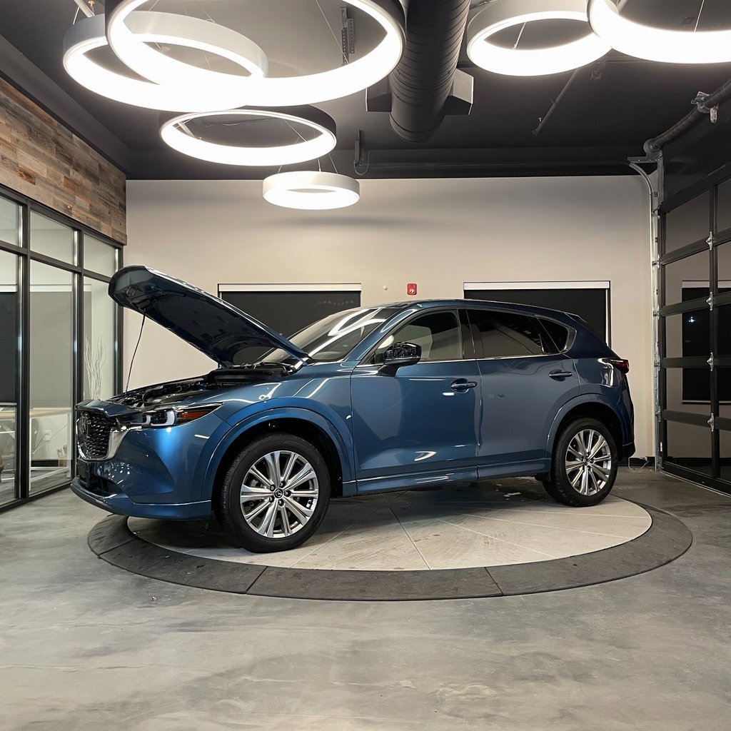 Used 2023 MAZDA CX-5 Signature image 25