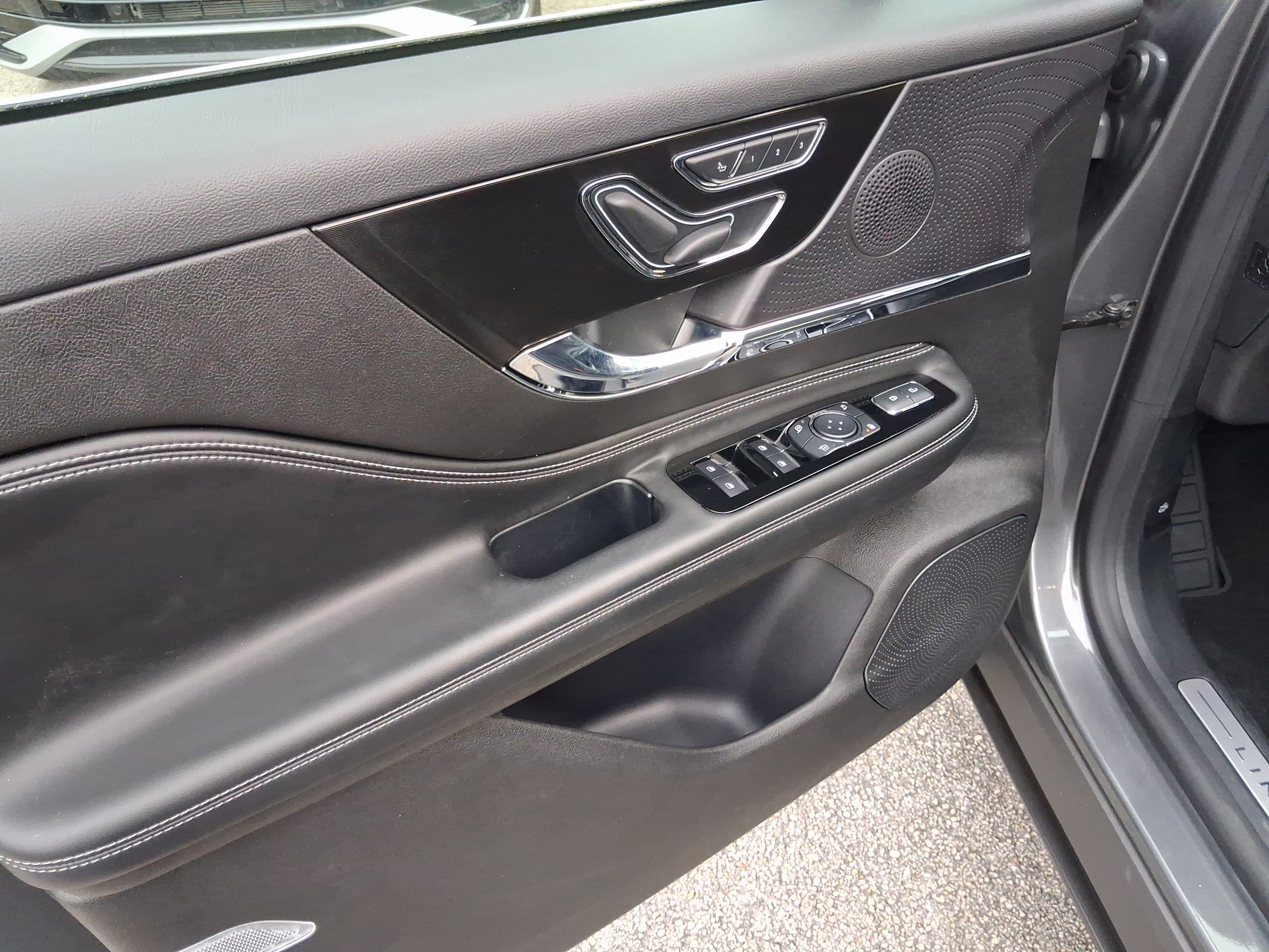 Certified 2024 Lincoln Corsair FWD image 13