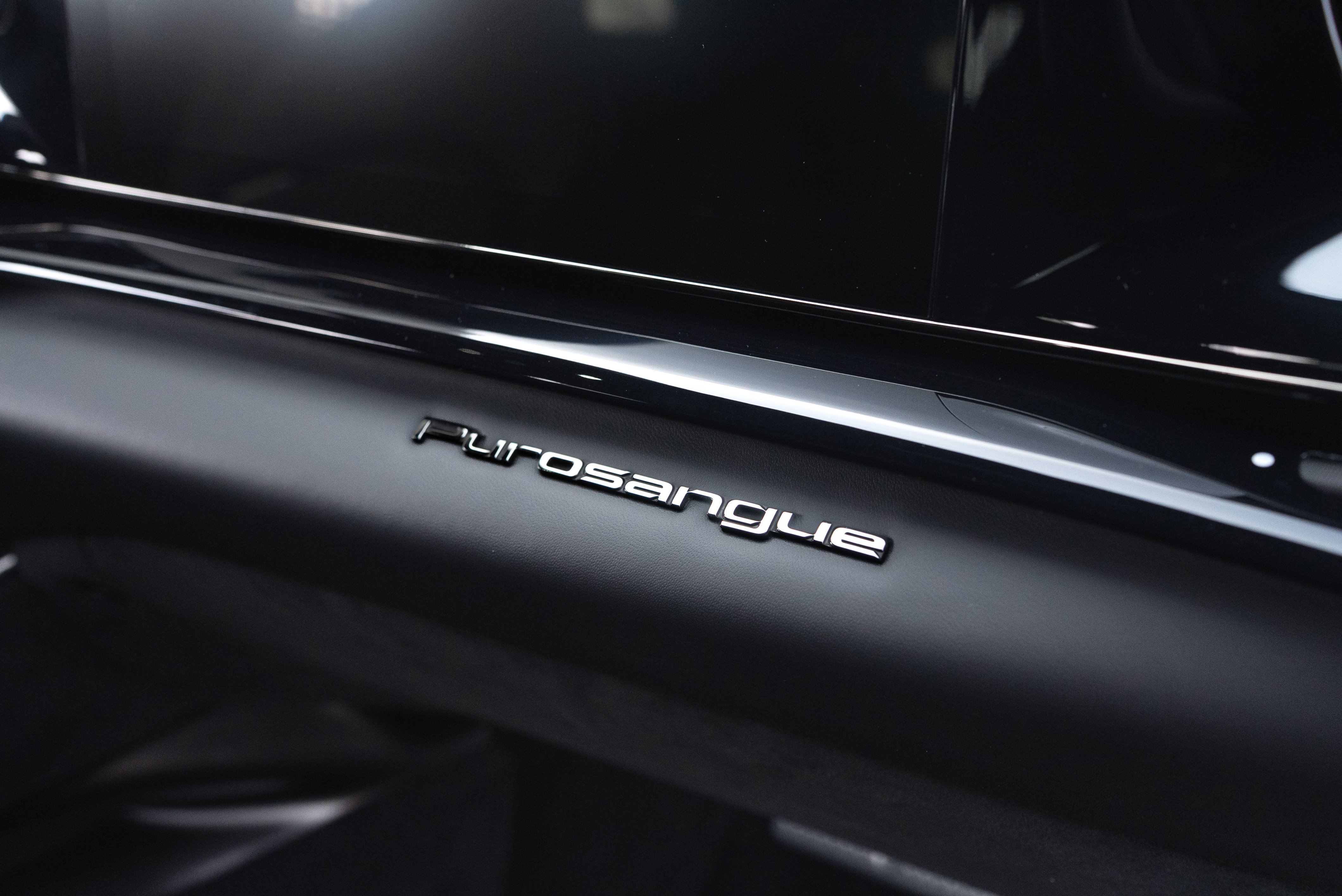 Used 2023 Ferrari Purosangue image 17