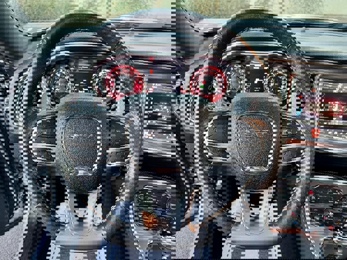 Used 2019 Dodge Challenger SRT Hellcat image 15