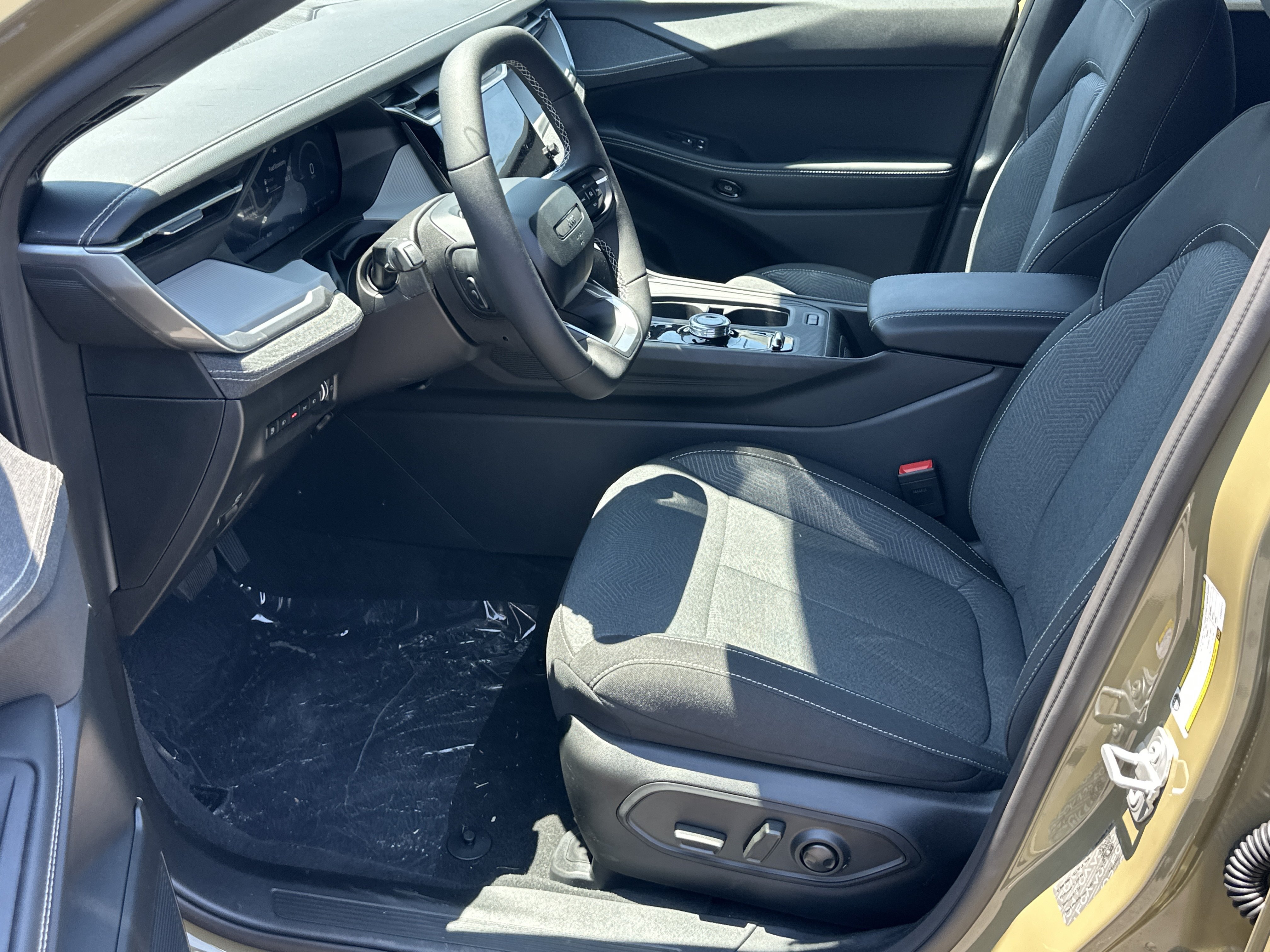 New 2026 Jeep Cherokee Laredo AWD/4WD image 24