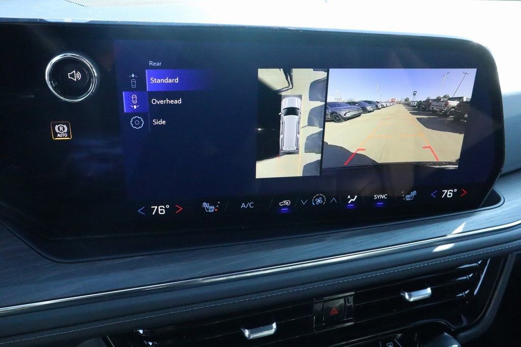 New 2026 Chevrolet Suburban Z71 w/ Comfort Package image 6