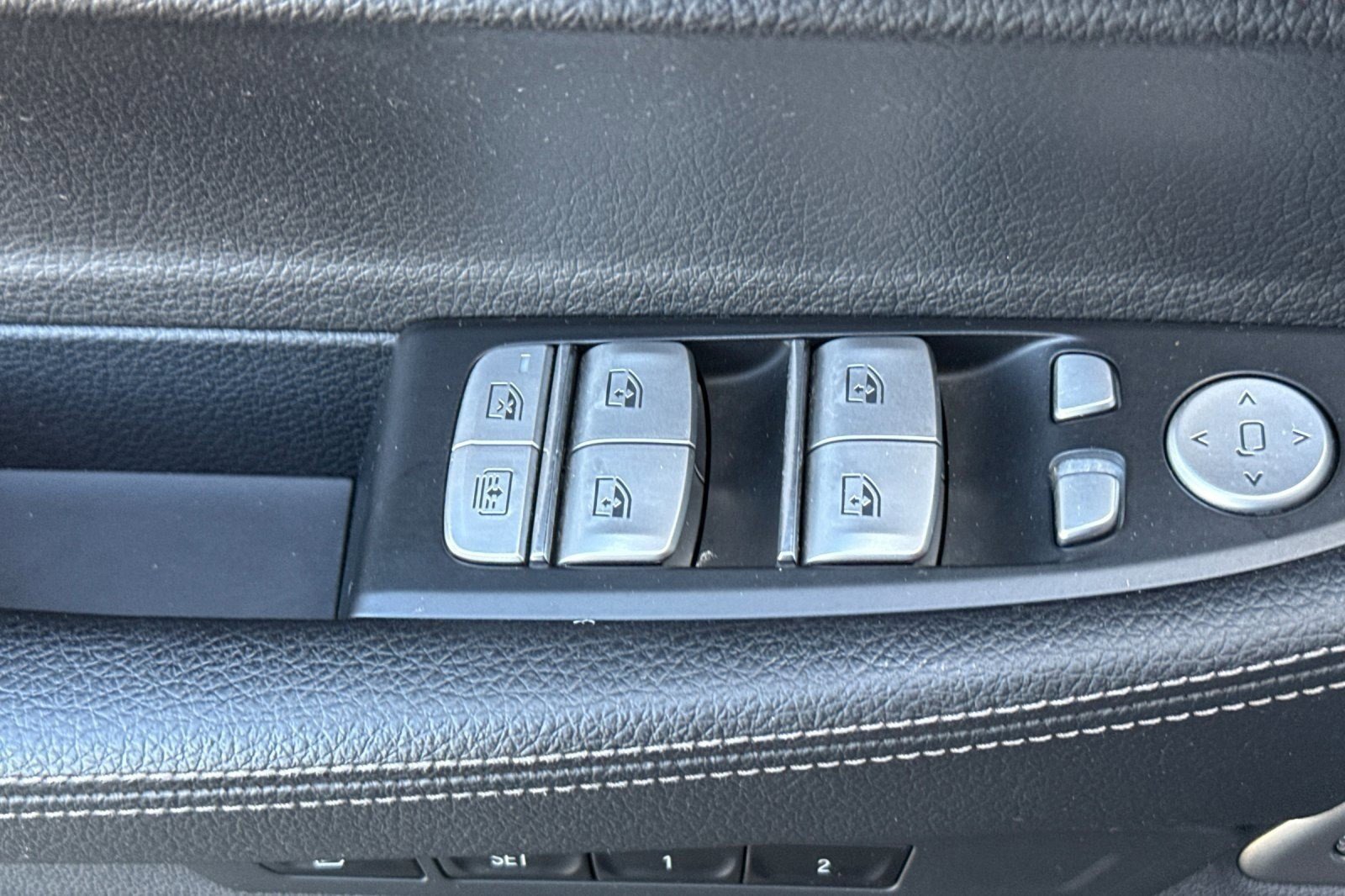 Used 2020 BMW 740i RWD image 13