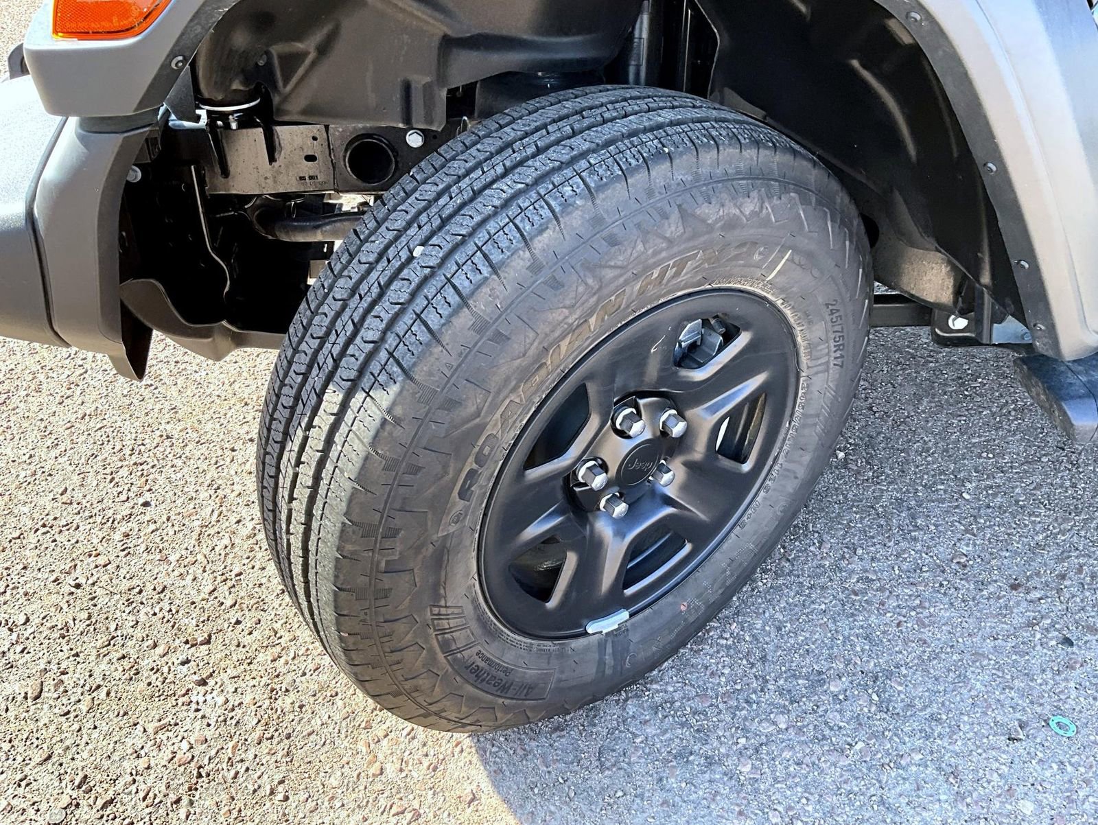 Used 2025 Jeep Wrangler Sport AWD/4WD image 21
