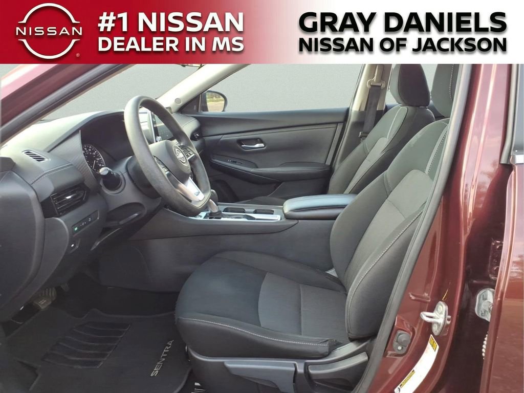 Used 2024 Nissan Sentra SV FWD image 22