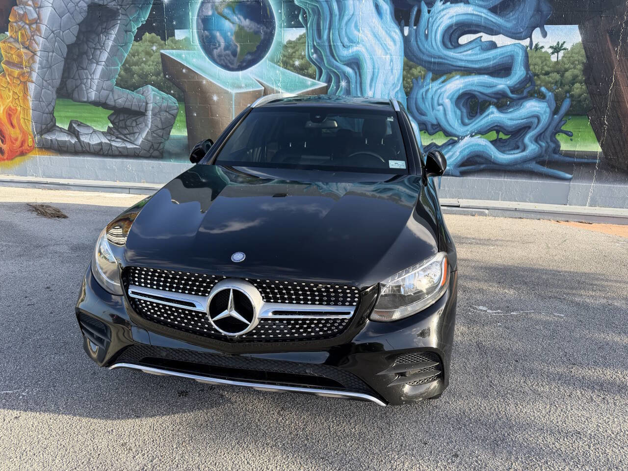Used 2017 Mercedes-Benz GLC 300 image 3
