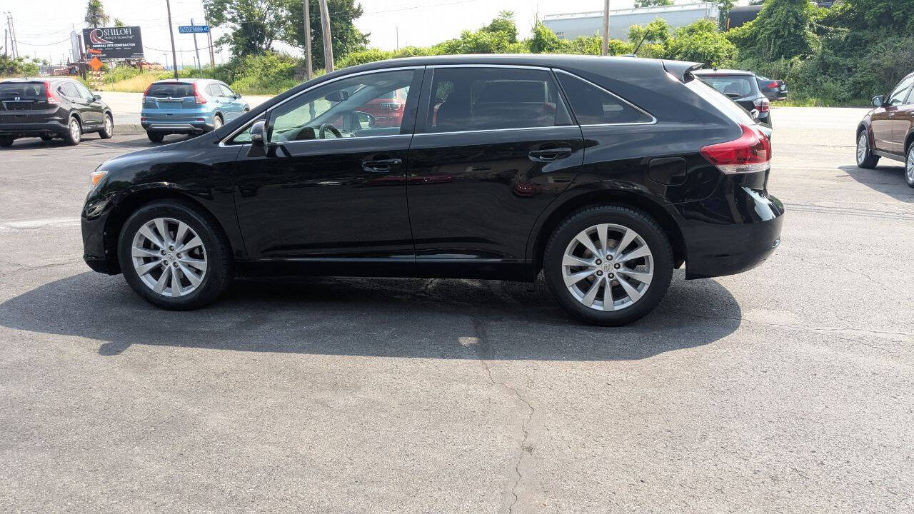 Used 2015 Toyota Venza LE AWD/4WD image 22