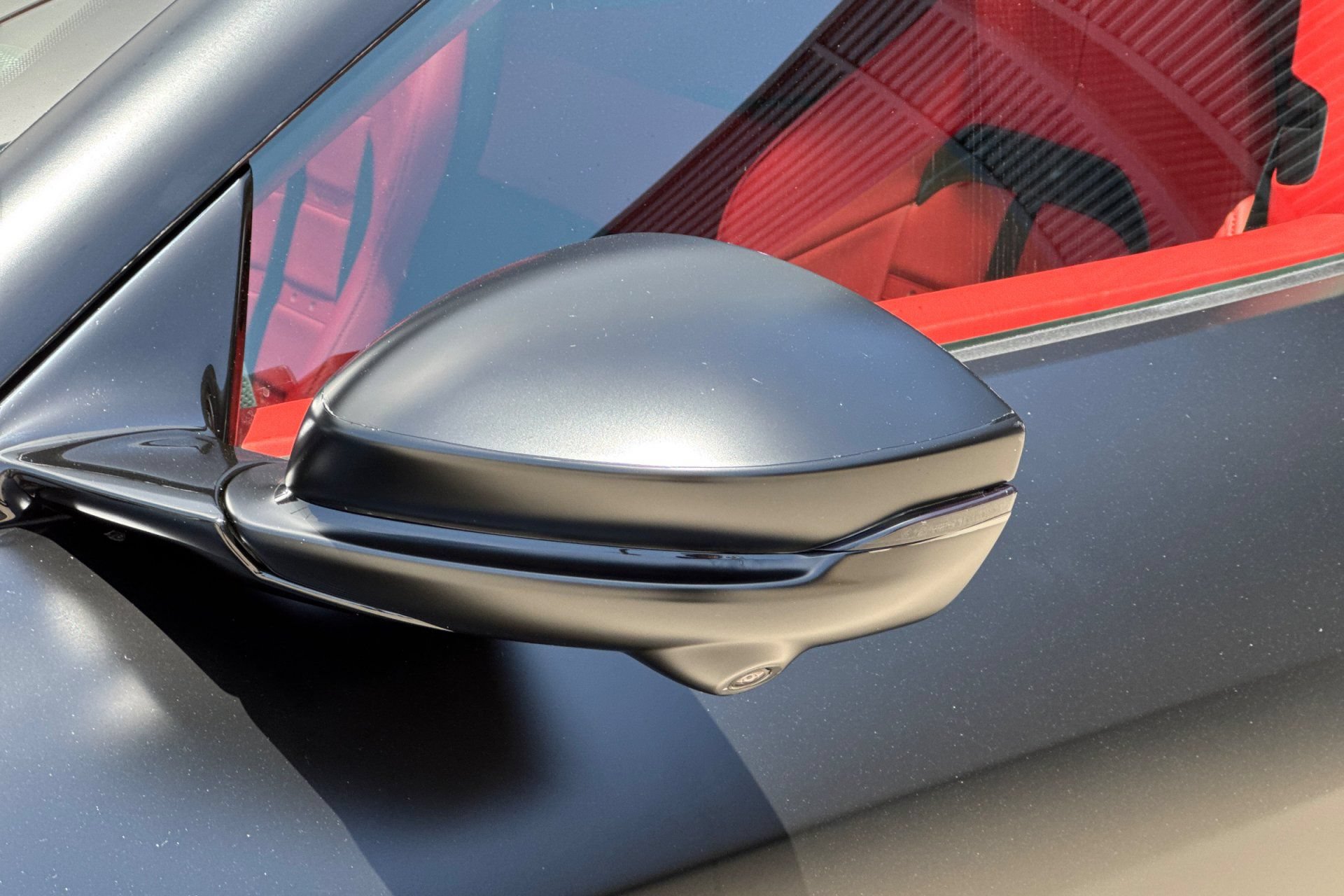 Used 2025 Ferrari 12Cilindri RWD image 37
