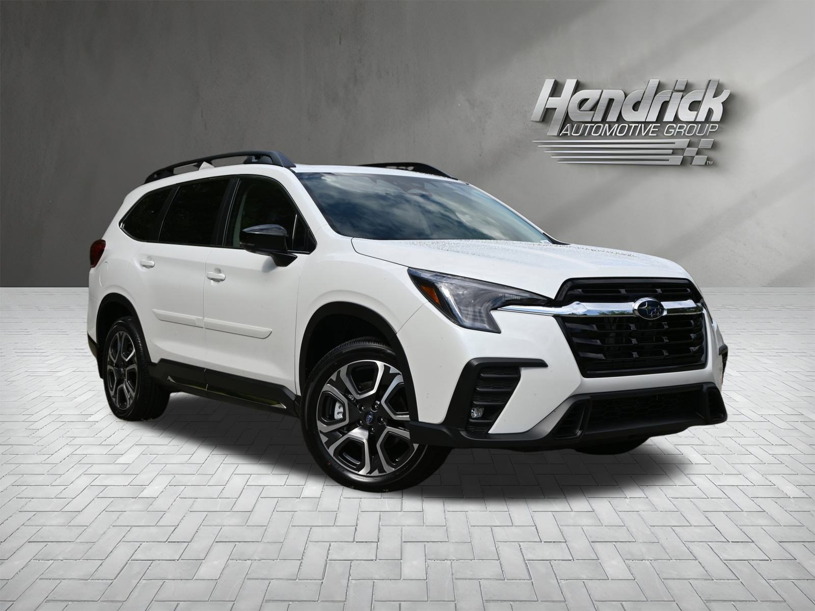 New 2025 Subaru Ascent Limited image 2