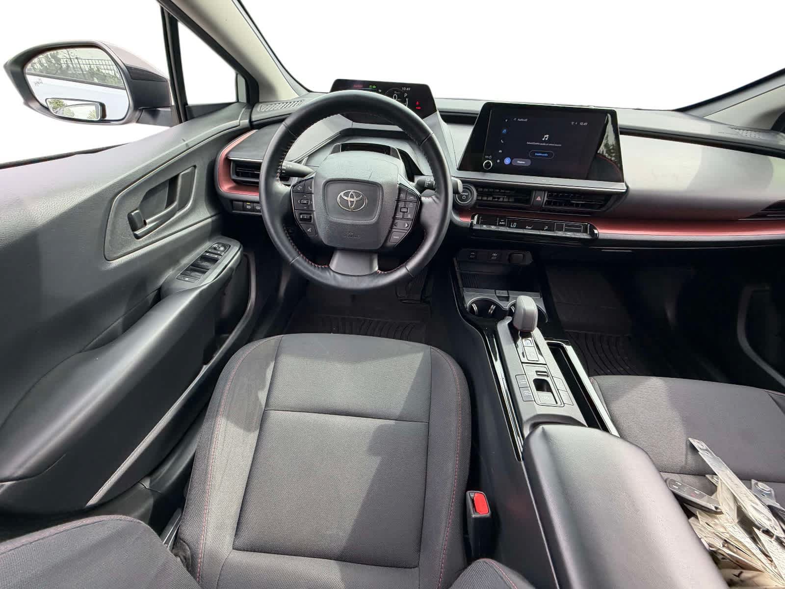 Used 2025 Toyota Prius Plug-In Hybrid FWD image 14