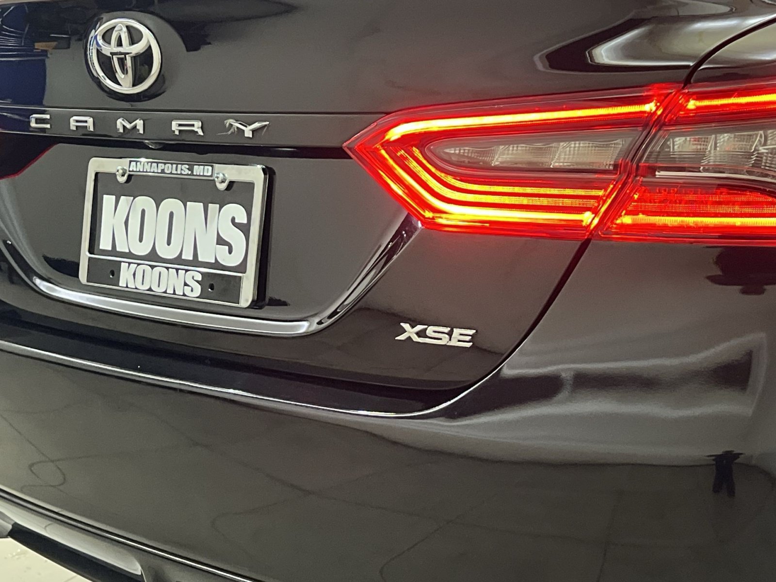 Used 2024 Toyota Camry XSE FWD image 28